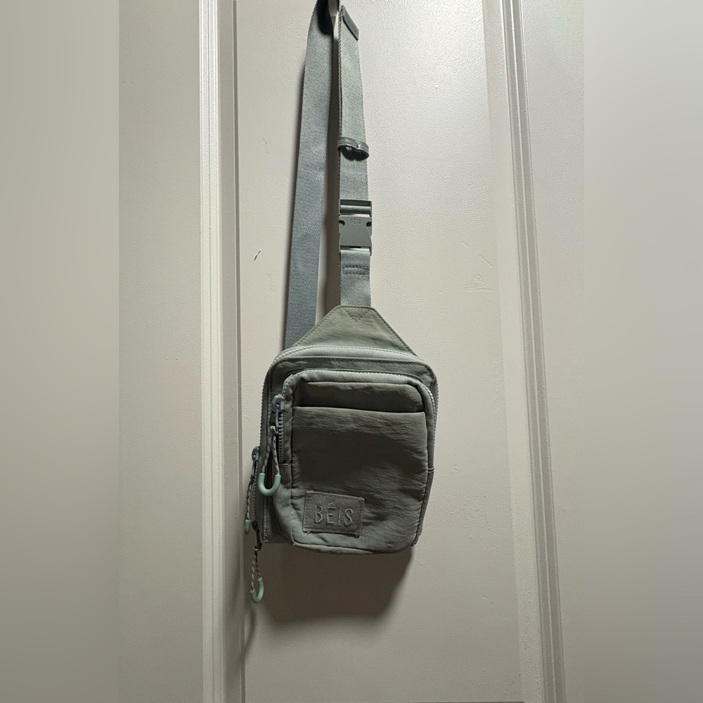 Beis Sport Sling in Slate